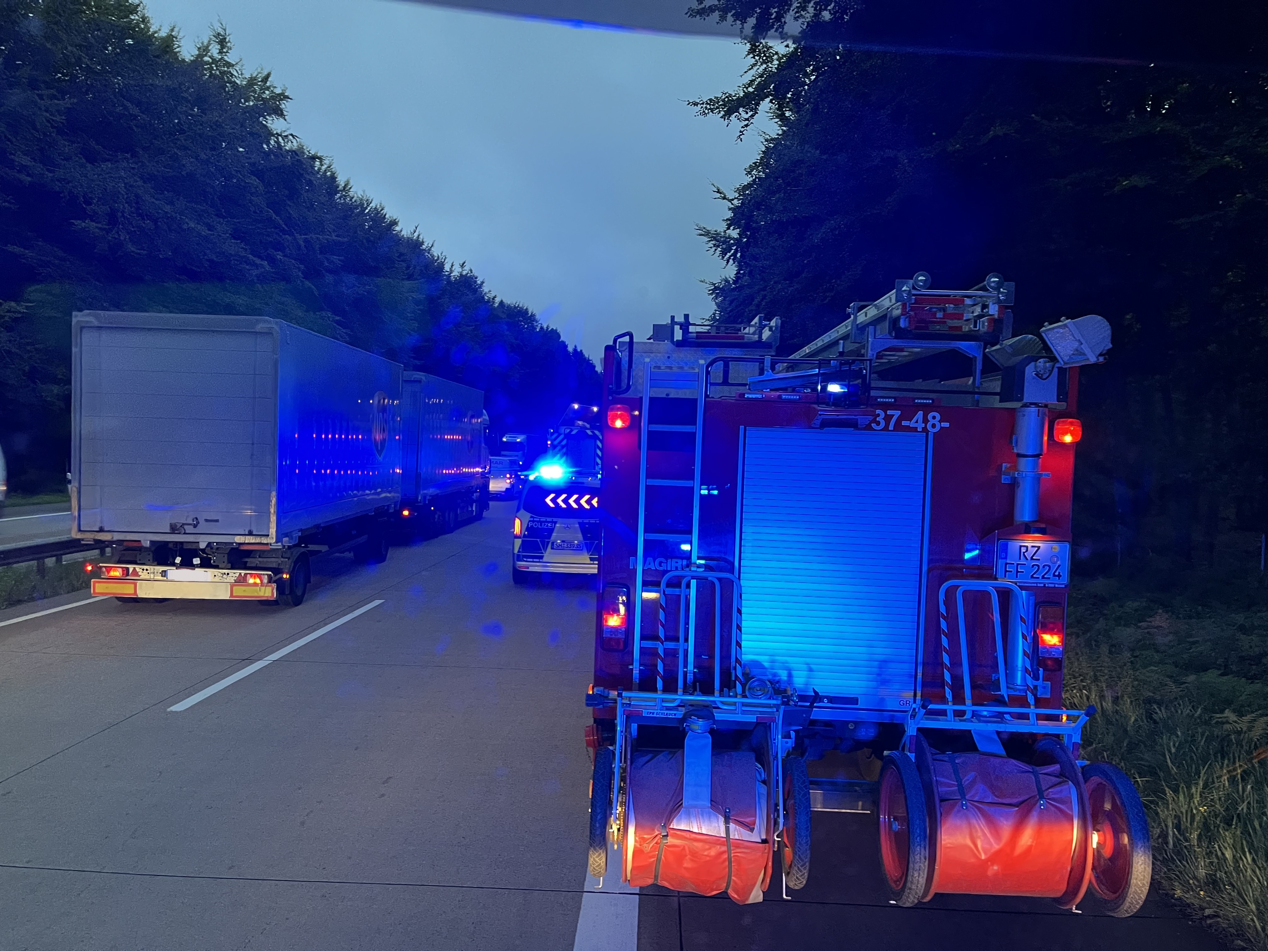 #EinsatzFFW 30 🚒🚨 01.09.2026 ⏰ 06:13 Uhr | 📟 TH K 00, Ölspur